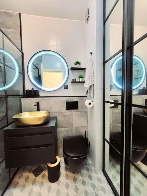 Appartement Urban Oasis: Stylish Retreat à Zagreb Extérieur photo