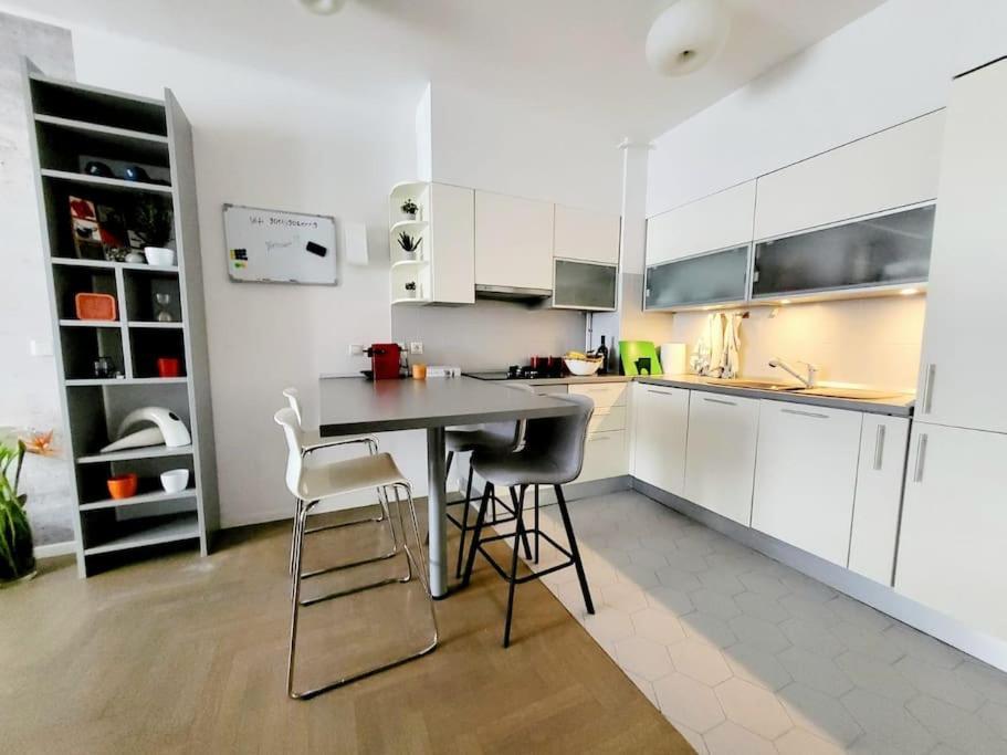 Appartement Urban Oasis: Stylish Retreat à Zagreb Extérieur photo
