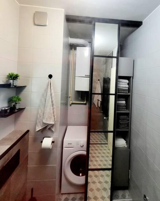 Appartement Urban Oasis: Stylish Retreat à Zagreb Extérieur photo